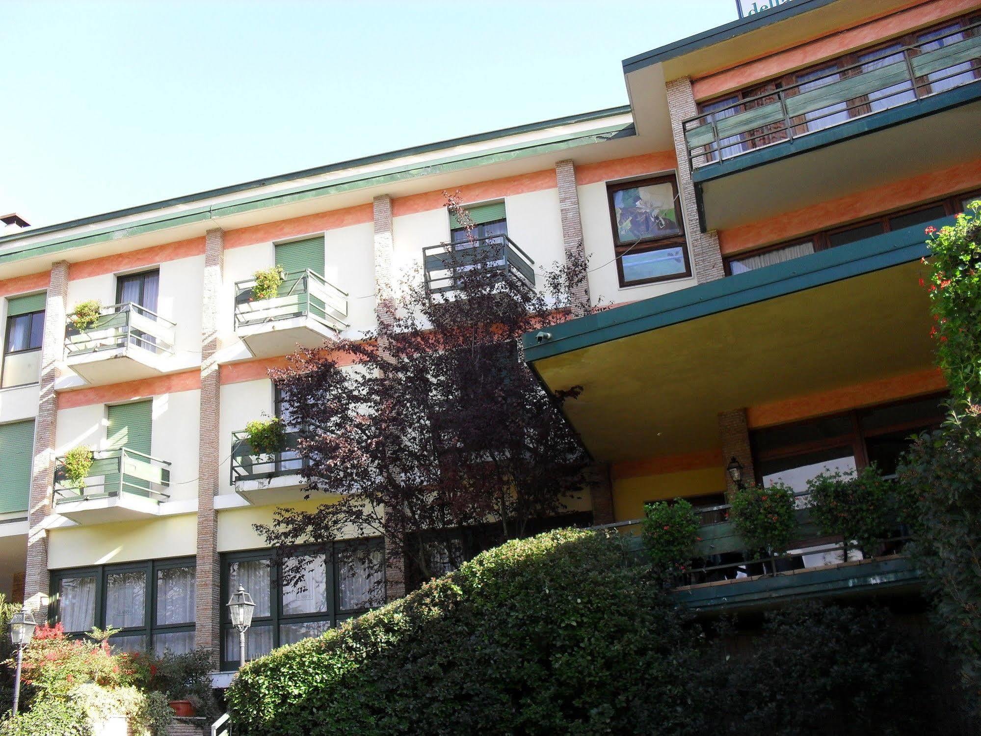 Hotel Parco Della Fonte Vallio Terme ภายนอก รูปภาพ